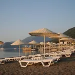 Hotell Tropical 4*