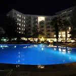 Tropical 4*