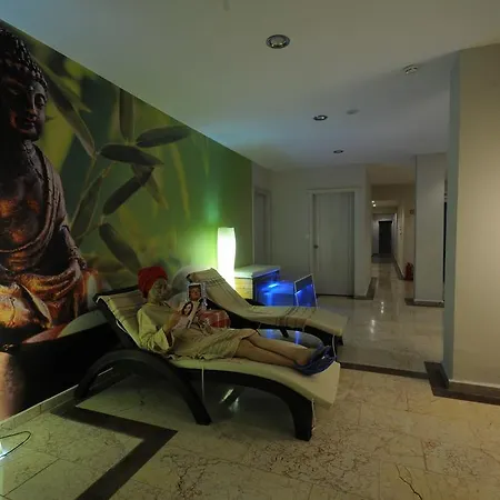 Tropical 4* 말마리스