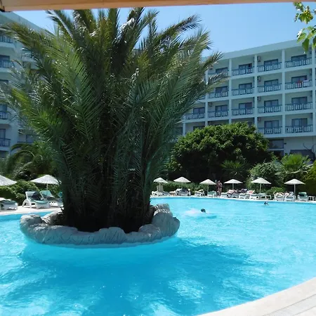 Tropical 호텔 말마리스