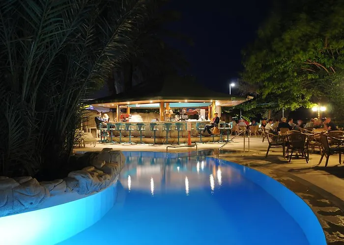 Tropical マルマリス